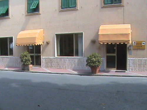 Albergo Savoia Ospedaletti Extérieur photo